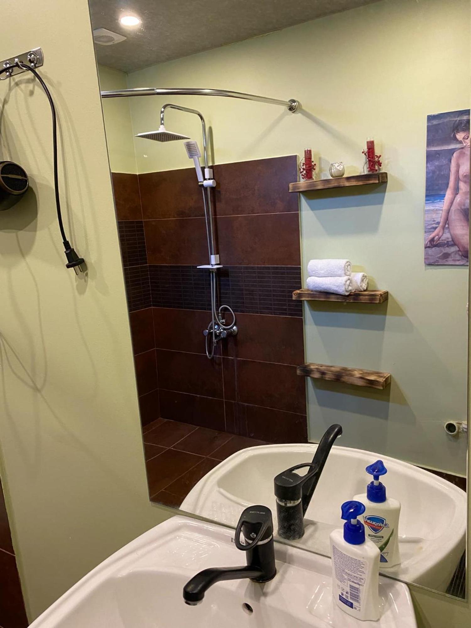 Relax Station Otel Kutaisi Dış mekan fotoğraf